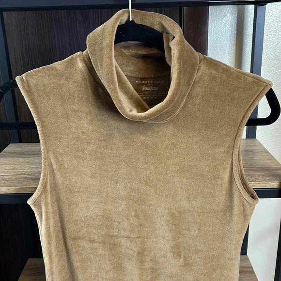 Majestic Paris for Neiman Marcus Velour Sleeveless Turtleneck Tee - Picture 3 of 5
